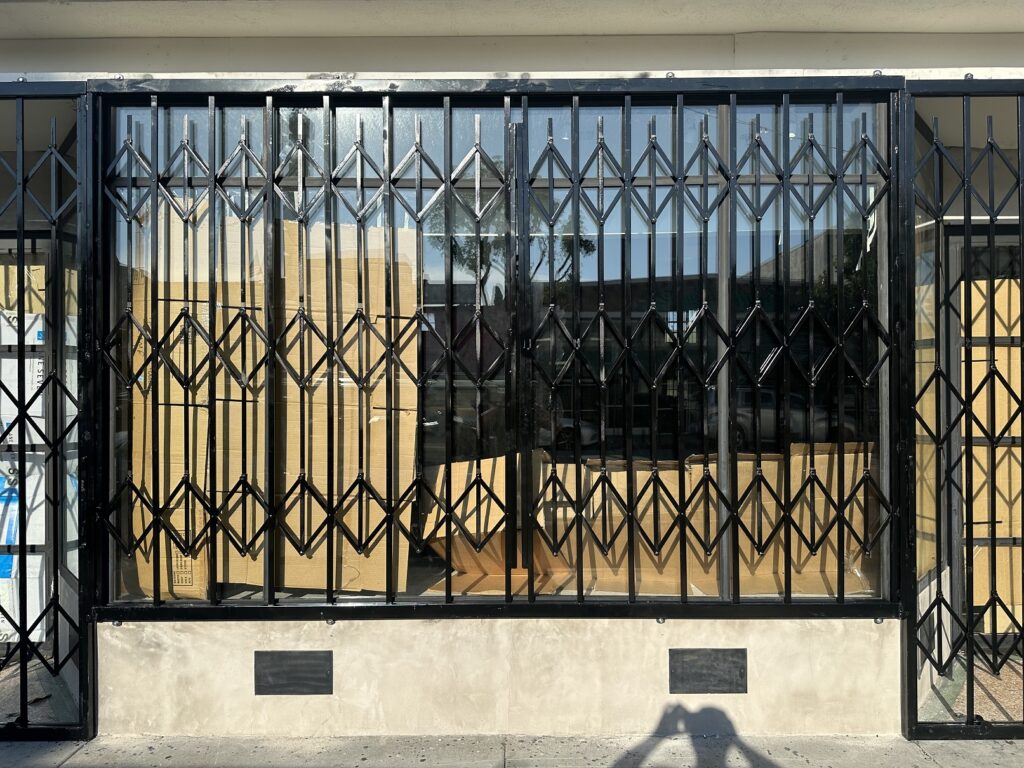 Scissor Security Gate