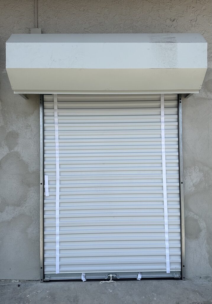 26 Gauge Medium Duty Sheet Metal Commercial Door with Hood Cover